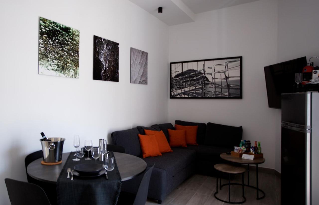 Scugnizzo Apartment Luxury Home 那不勒斯 外观 照片