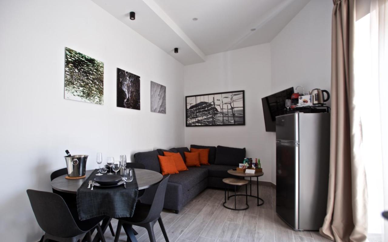Scugnizzo Apartment Luxury Home 那不勒斯 外观 照片